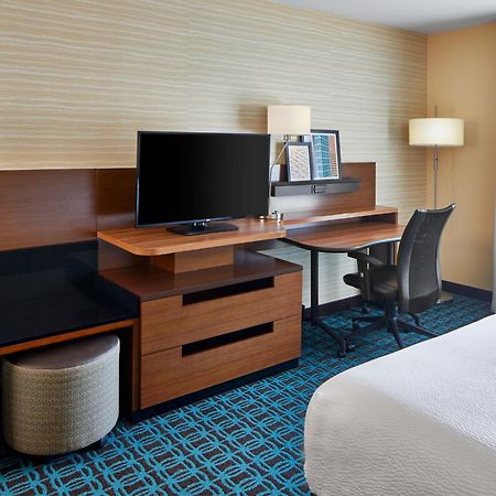 Fairfield Inn & Suites By Marriott Atlanta Лития-Спрингс Экстерьер фото