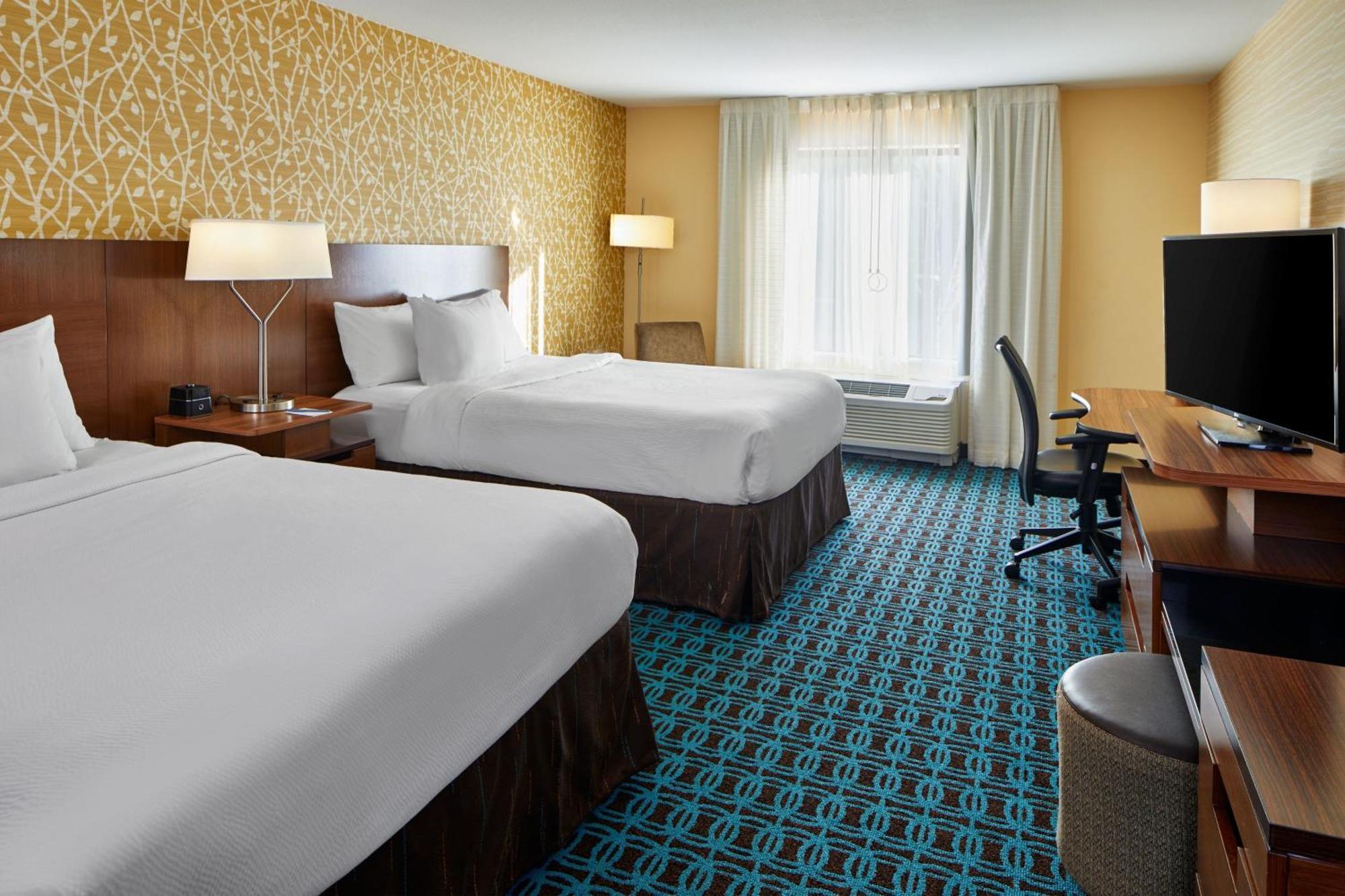 Fairfield Inn & Suites By Marriott Atlanta Лития-Спрингс Экстерьер фото