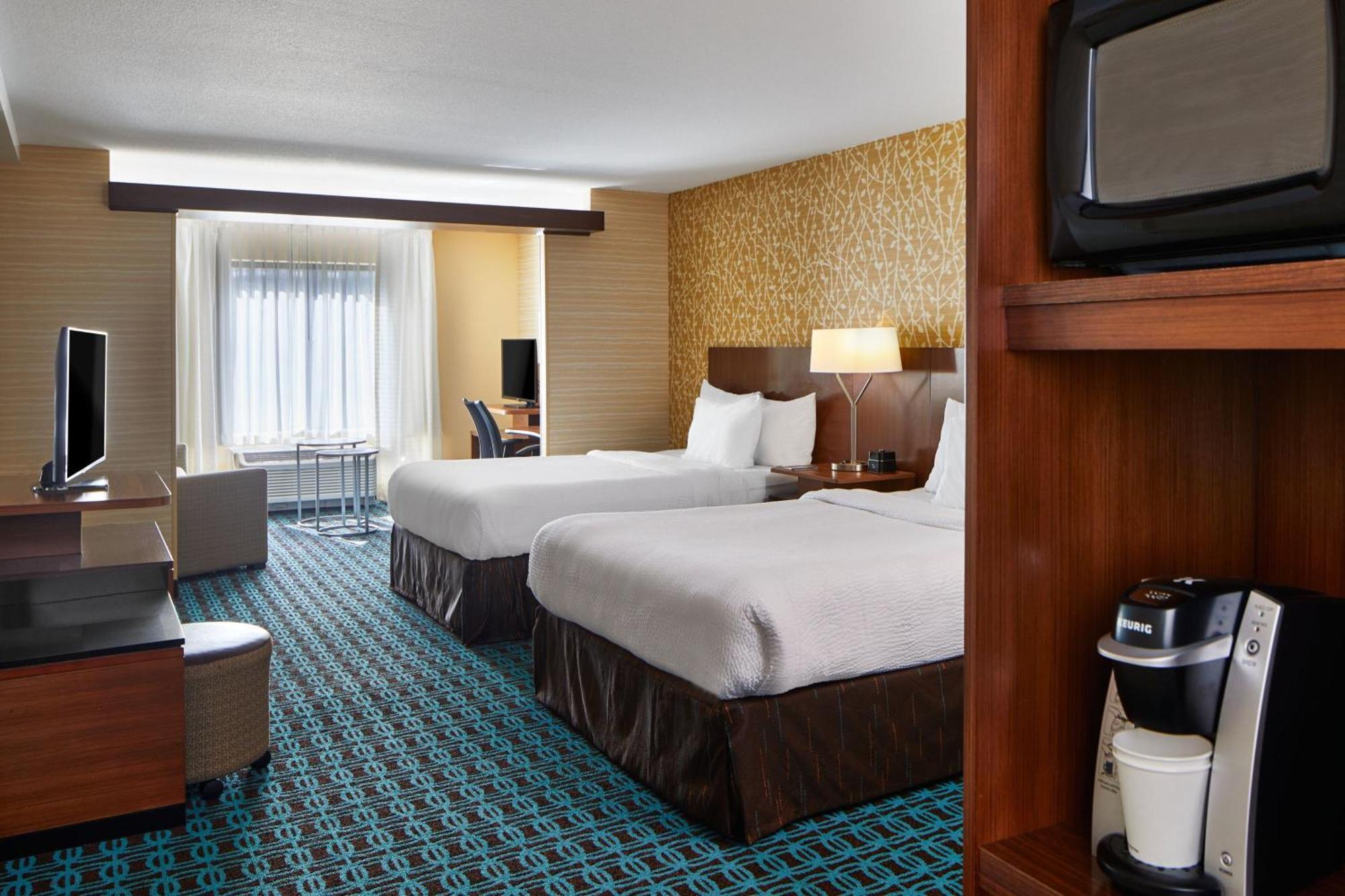 Fairfield Inn & Suites By Marriott Atlanta Лития-Спрингс Экстерьер фото