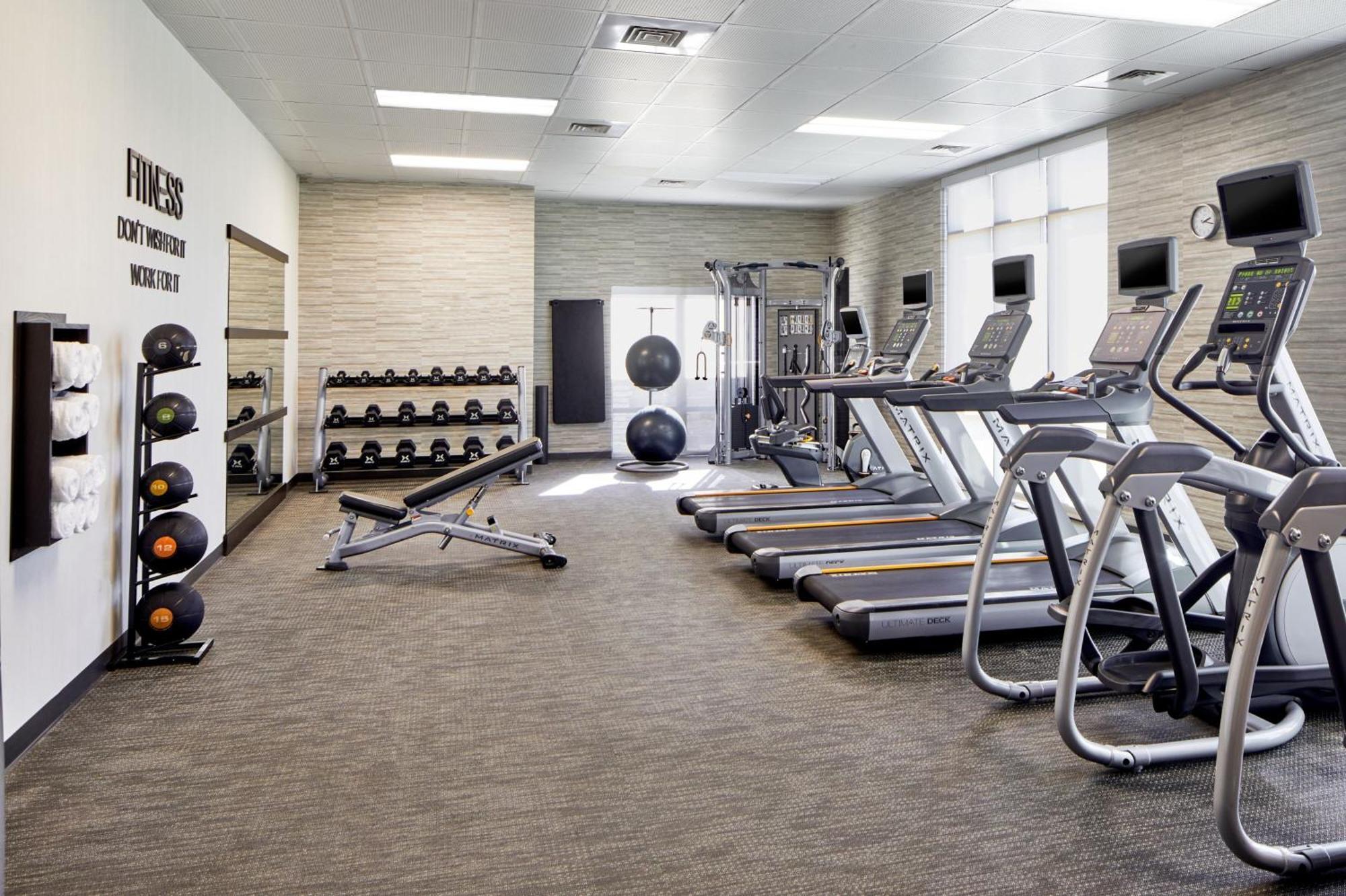 Fairfield Inn & Suites By Marriott Atlanta Лития-Спрингс Экстерьер фото