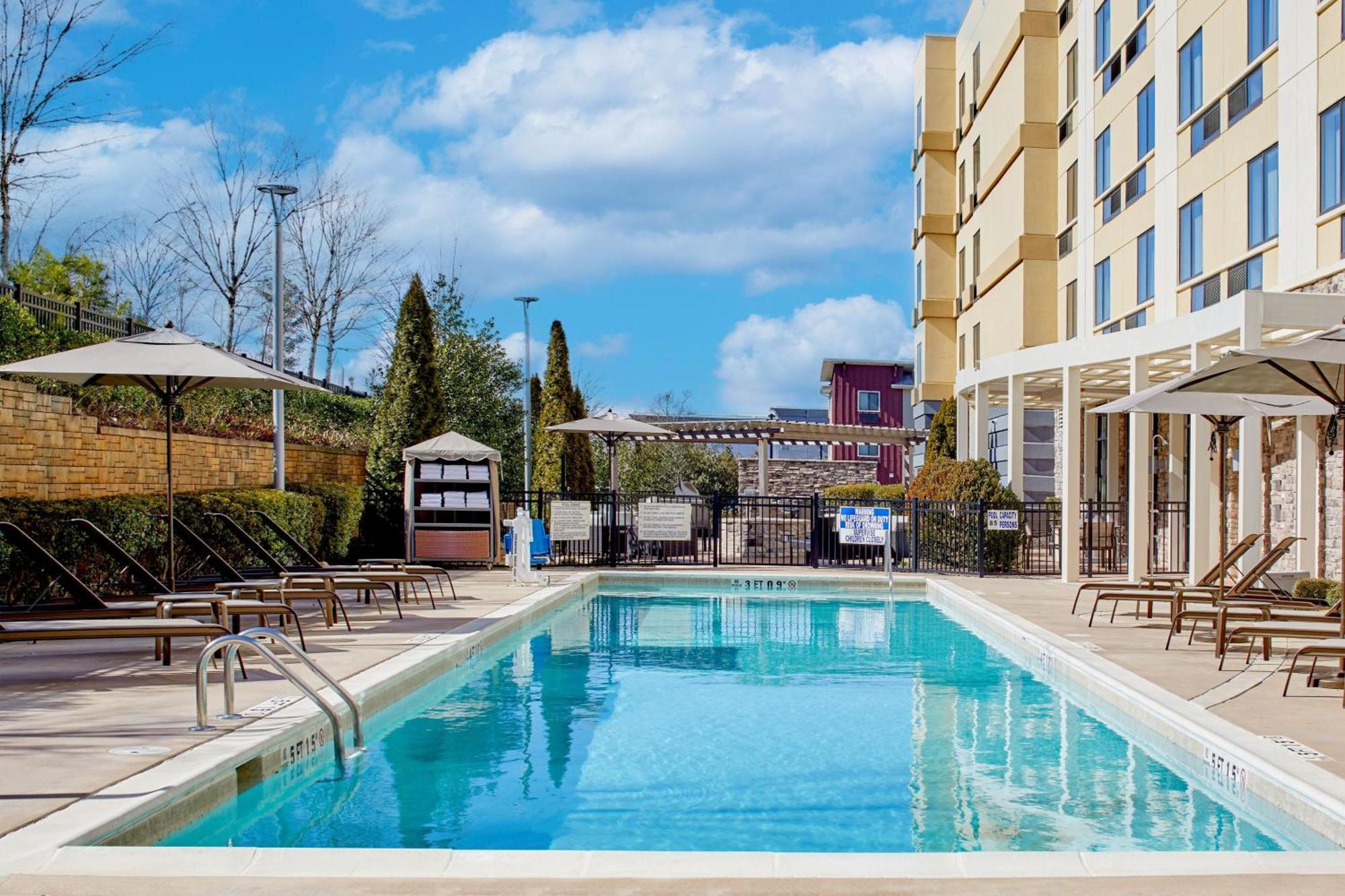 Fairfield Inn & Suites By Marriott Atlanta Лития-Спрингс Экстерьер фото
